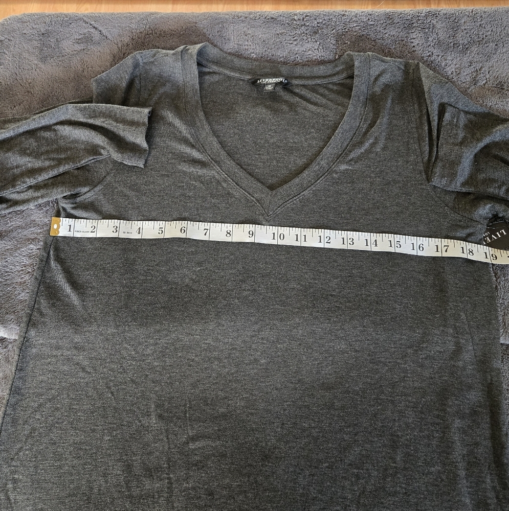 Liverpool Los Angeles Top sz Medium Gray - Picture 8 of 11